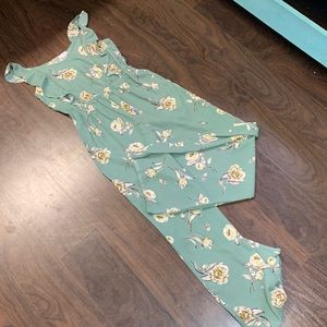 Cute Jumpsuit for Spring